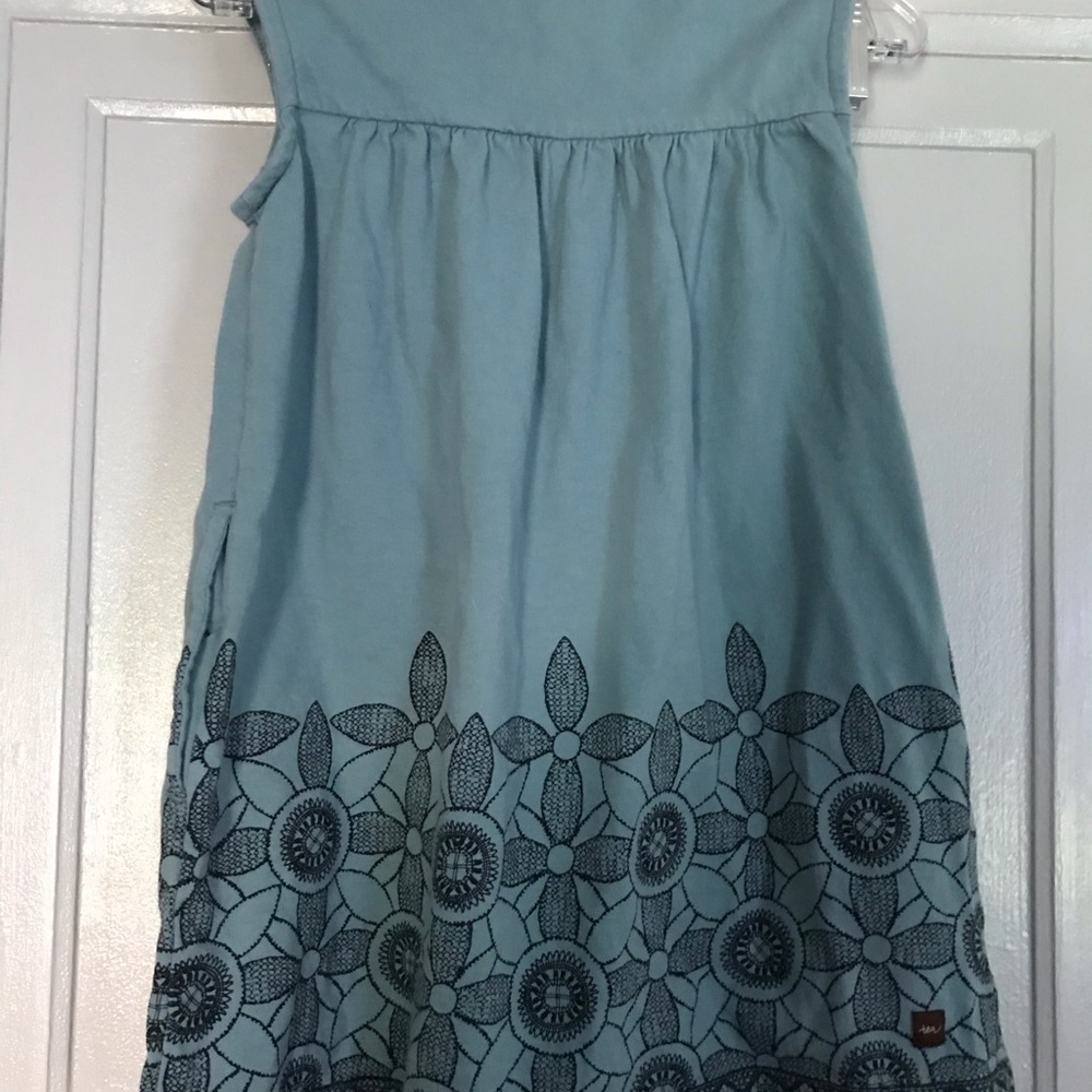 Tea dress - Picture 2 of 2